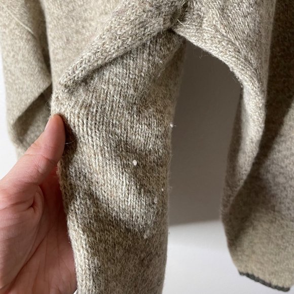 Woolrich Wool Blend Sweater in Oat Mix Tan Crew Neck Men's Size Large Sz L - Picture 8 of 8